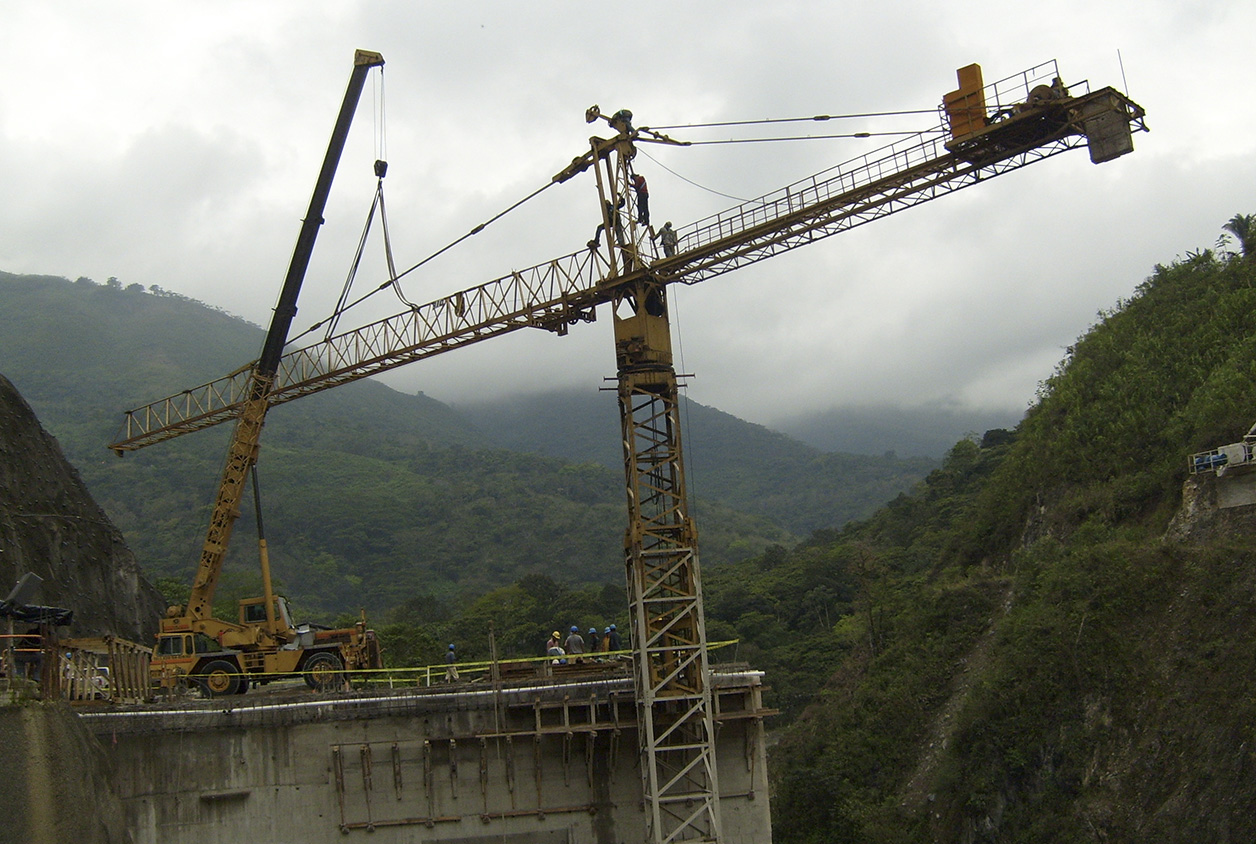 Grúas tipo torre en Guatemala