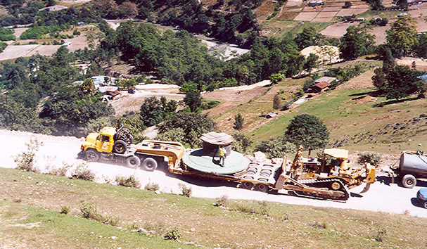 Solución integral de transporte: desde la carga hasta la entrega en obra.