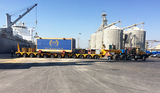 Equipo de aseguramiento de carga para garantizar la seguridad en el transporte.