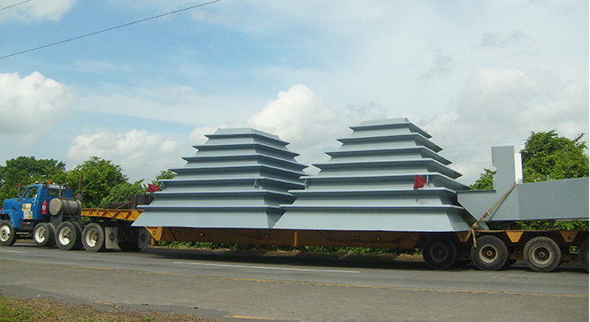 Maquinaria Industrial de Lowboys en obra | Repetto